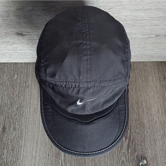 Nike Running Hat 5-Panel Daybreak Dri-Fit Training Mesh Cap Black - Picture 2 of 6